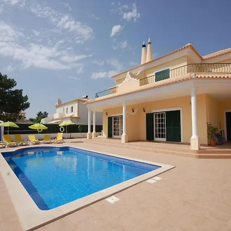 Βίλα Villa With Private Pool For Families Quarteira