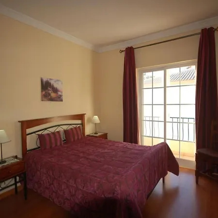 Βίλα Villa With Private Pool For Families *